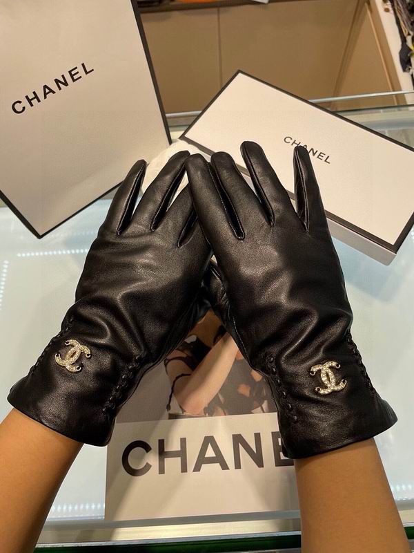 Chanel gloves hm107